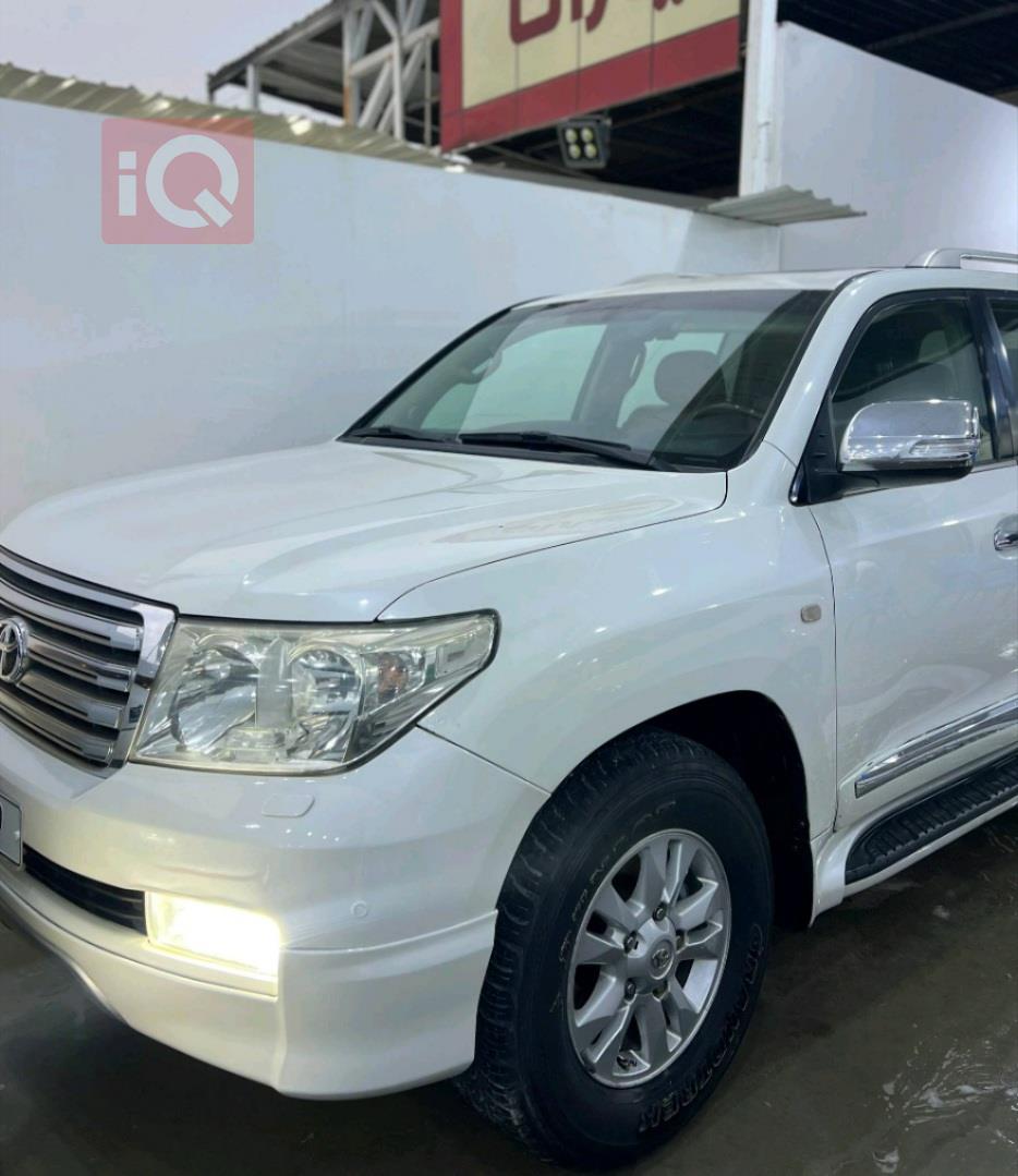 تويوتا لاندكروزر